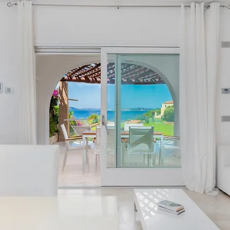 Casa Norma A Cala Del Faro * Arzachena